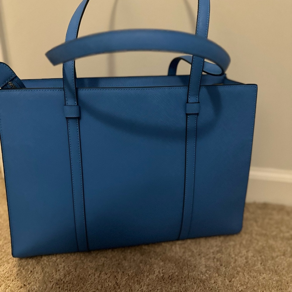 Kate Spade Blue Tote with Floral Wallet - Picture 7 of 14